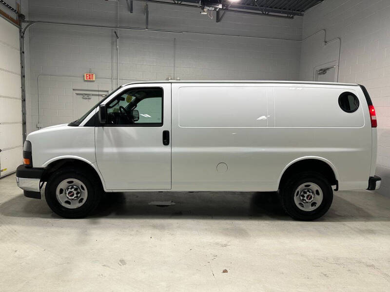 2017 GMC Savana 2500