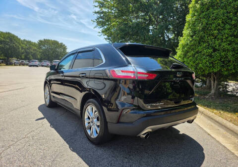 2022 Ford Edge Titanium