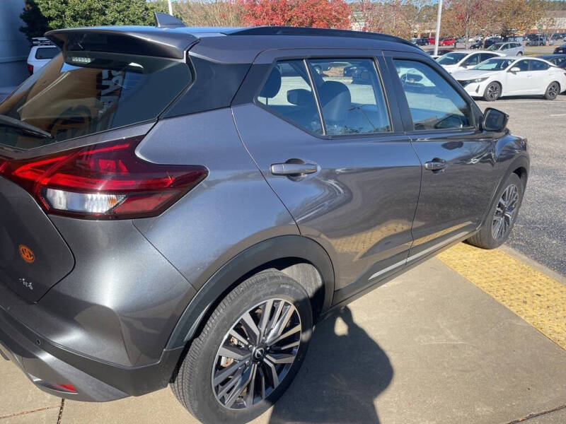 2024 Nissan Kicks SR