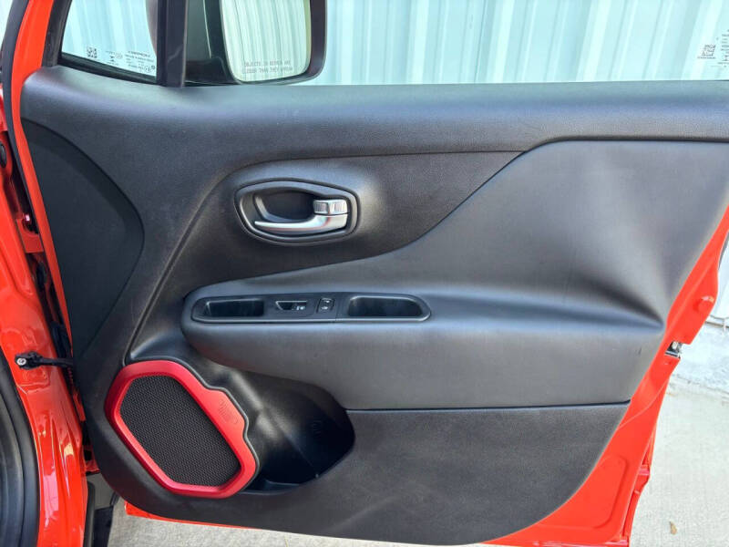 2016 Jeep Renegade Trailhawk