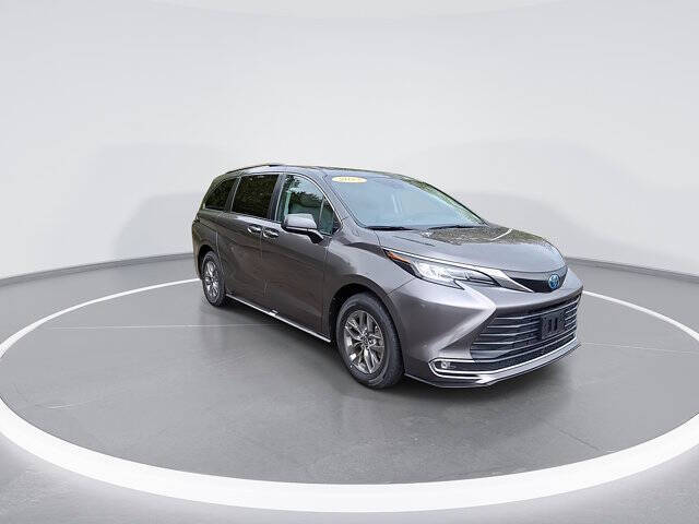 2023 Toyota Sienna