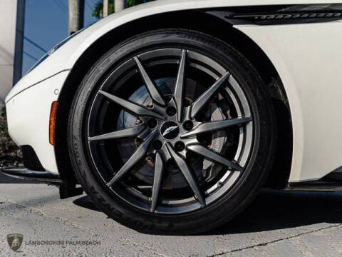 2019 Aston Martin DB11 Volante