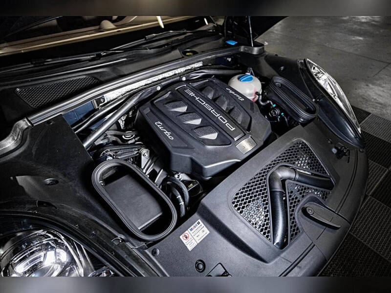 2015 Porsche Macan S