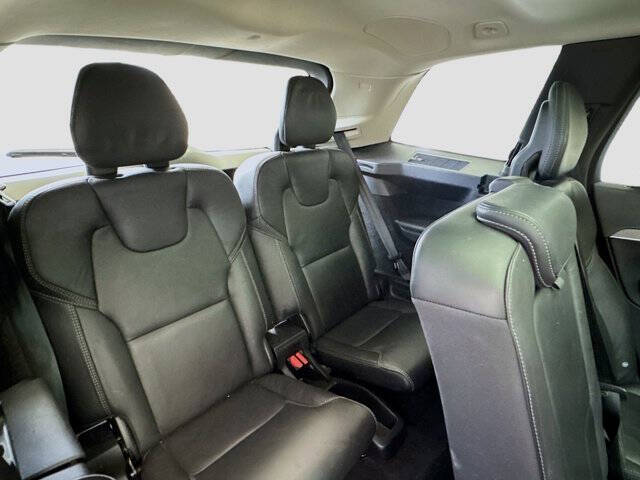 2023 Volvo XC90 Recharge T8 Ultimate Bright Theme 7P