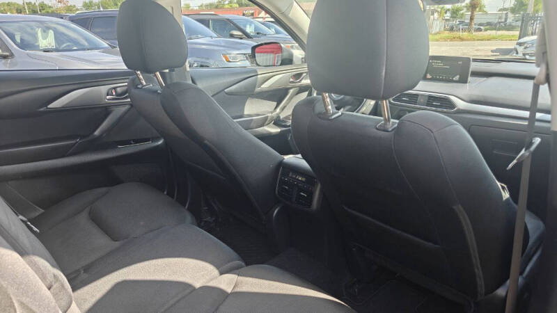 2018 Mazda CX-9 Sport