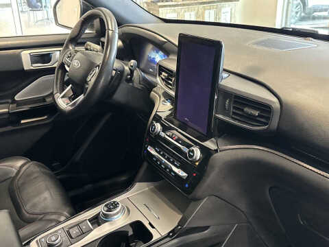 2022 Ford Explorer ST