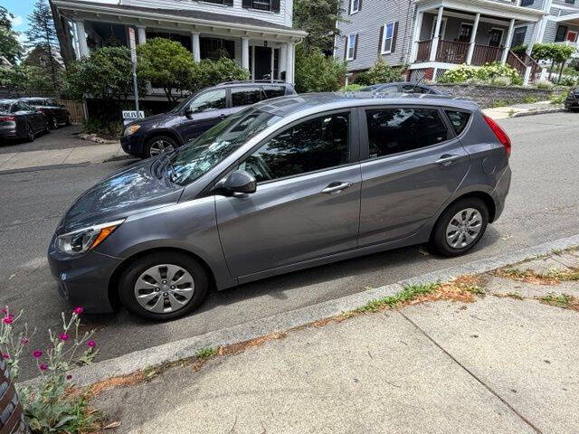 2017 Hyundai Accent SE