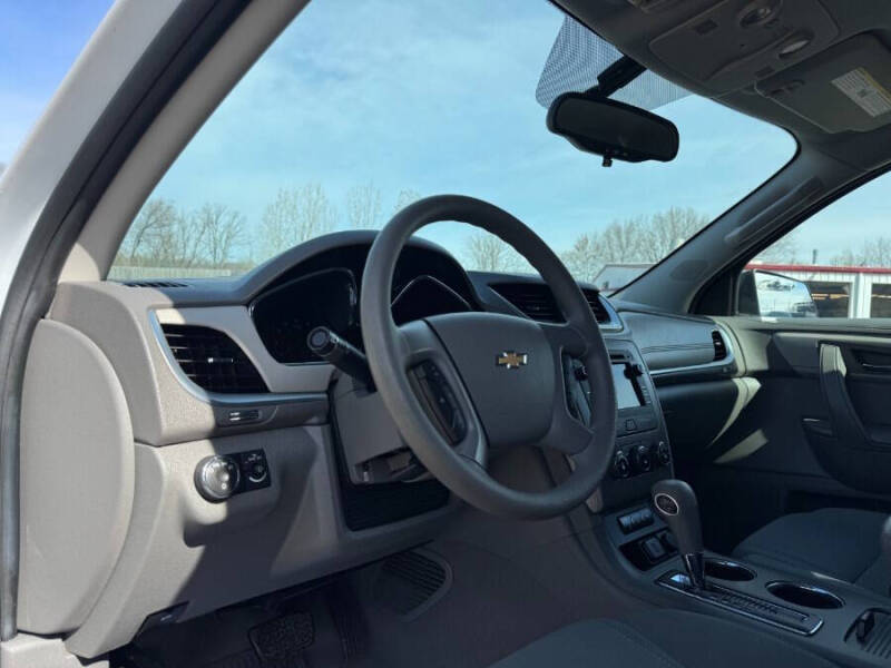 2016 Chevrolet Traverse LS