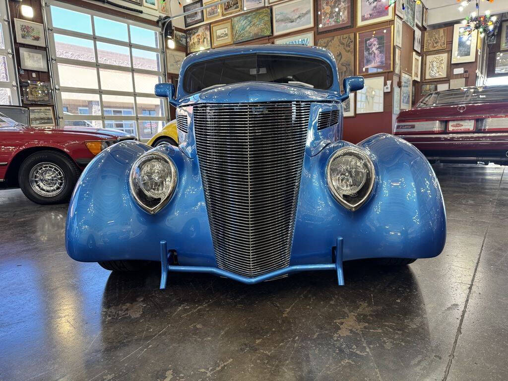 1937 Ford Delivery Van 4