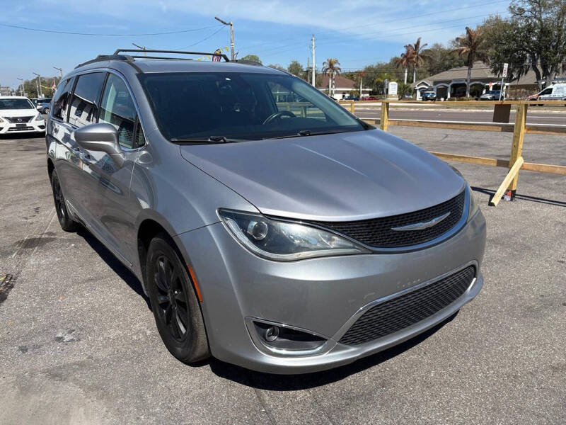 2017 Chrysler Pacifica Touring Plus