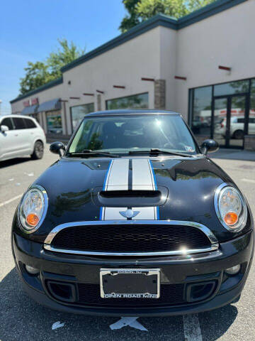 2012 MINI Cooper Hardtop for sale at Kars 4 Sale LLC in Little Ferry NJ