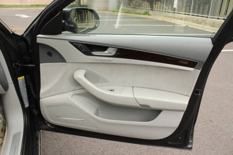 2012 Audi A8 quattro