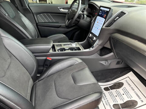 2024 Ford Edge ST