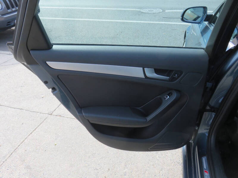 2015 Audi A4 2.0T quattro Premium