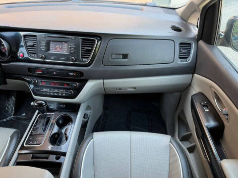 2016 Kia Sedona EX