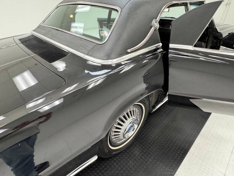 1967 Ford Thunderbird