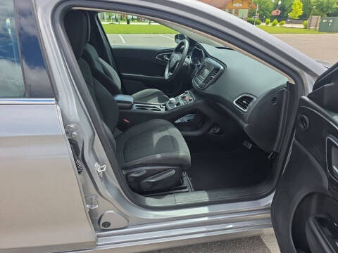 2016 Chrysler 200 Limited