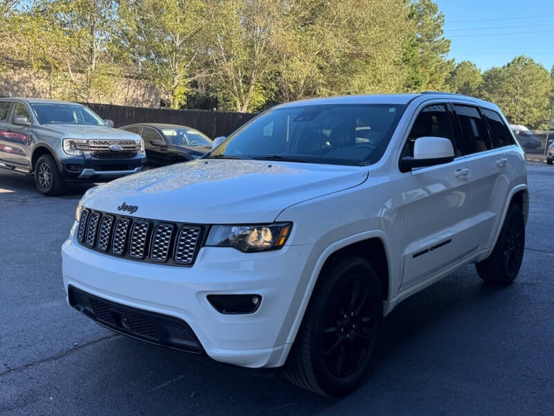 2020 Jeep Grand Cherokee Laredo