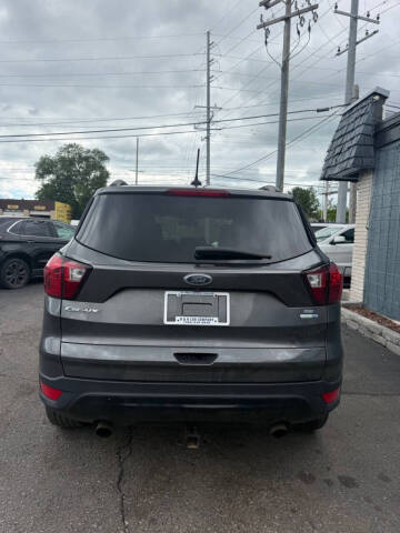 2019 Ford Escape SE