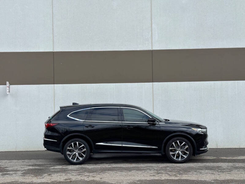 2022 Acura MDX w/Tech
