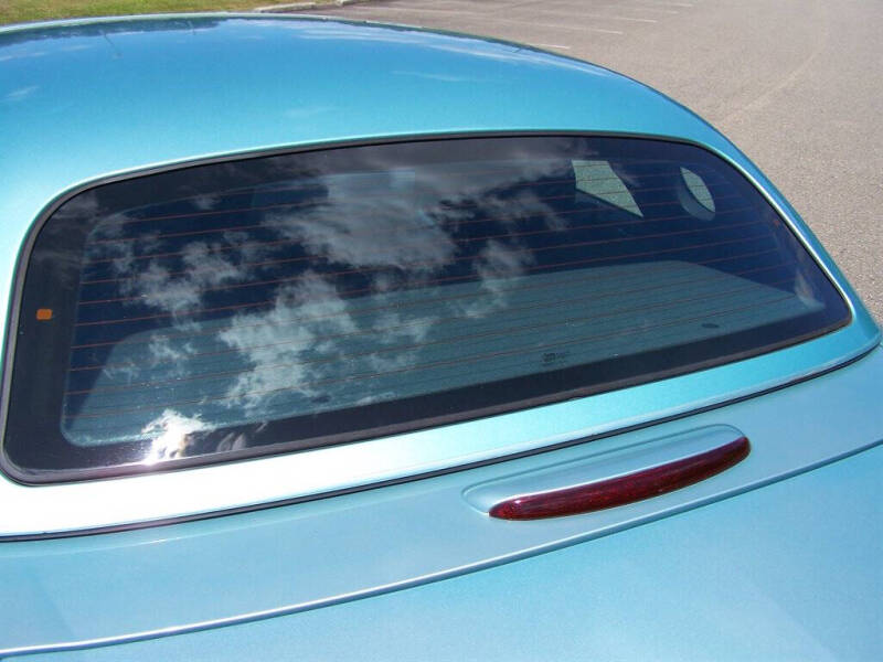 2002 Ford Thunderbird Deluxe