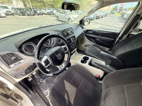 2013 Dodge Grand Caravan SXT