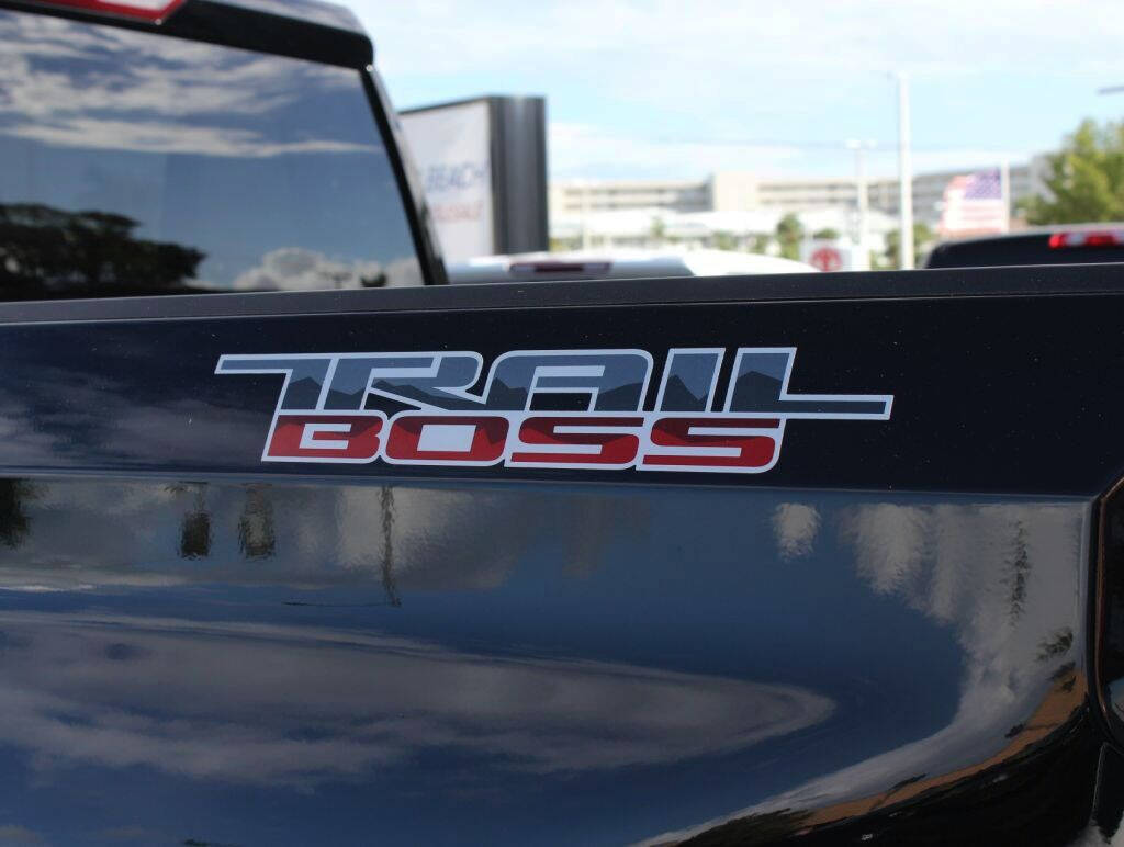 2021 Chevrolet Silverado 1500  - $53,495