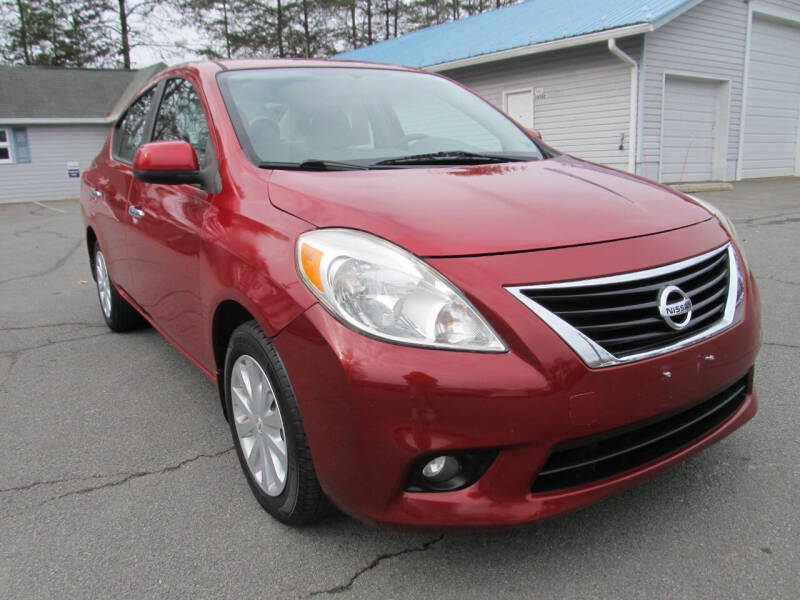 2012 Nissan Versa 1.6 SV