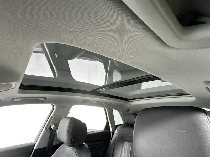 2022 Audi Q5 quattro Premium 40 TFSI