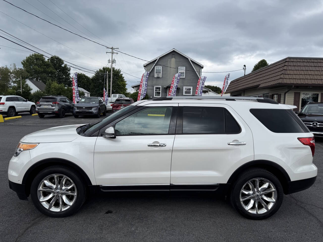 2015-ford-explorer-limited-awd-4dr-suv.jpg