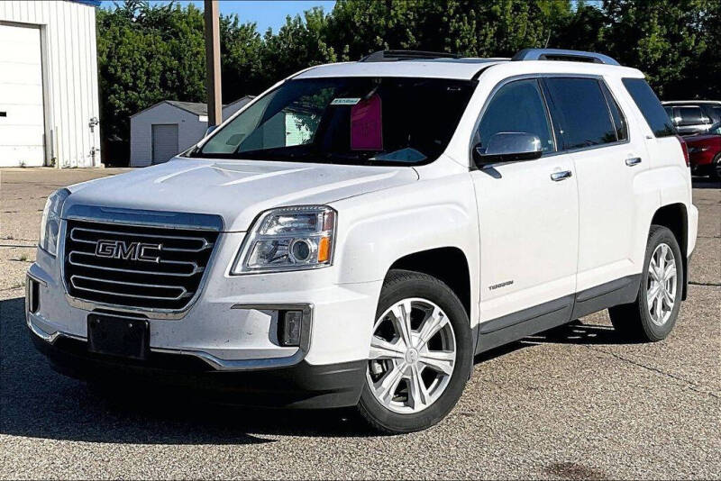 Used 2017 GMC Terrain SLT with VIN 2GKFLUEK2H6142053 for sale in Montevideo, Minnesota
