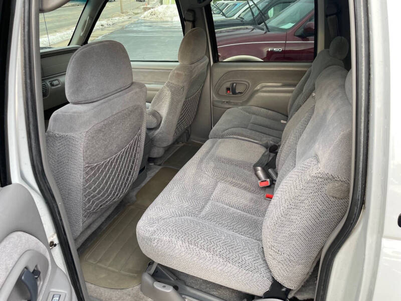 1999 Chevrolet Suburban K1500 LS