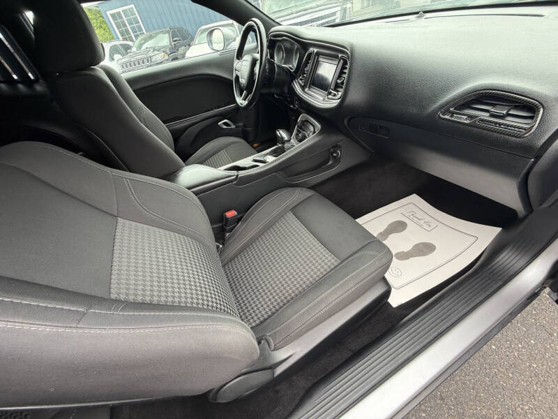 2018 Dodge Challenger SXT