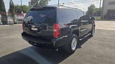 2013 Chevrolet Suburban LT