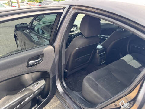 2014 Dodge Charger SE