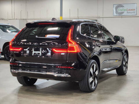 2023 Volvo XC60 Recharge T8 Plus Bright Theme
