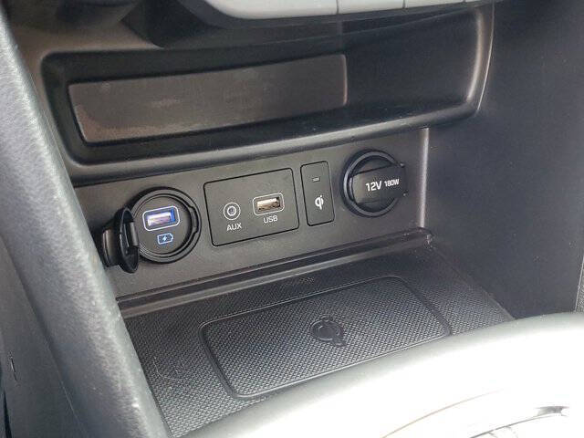 2021 Hyundai Kona SEL Plus