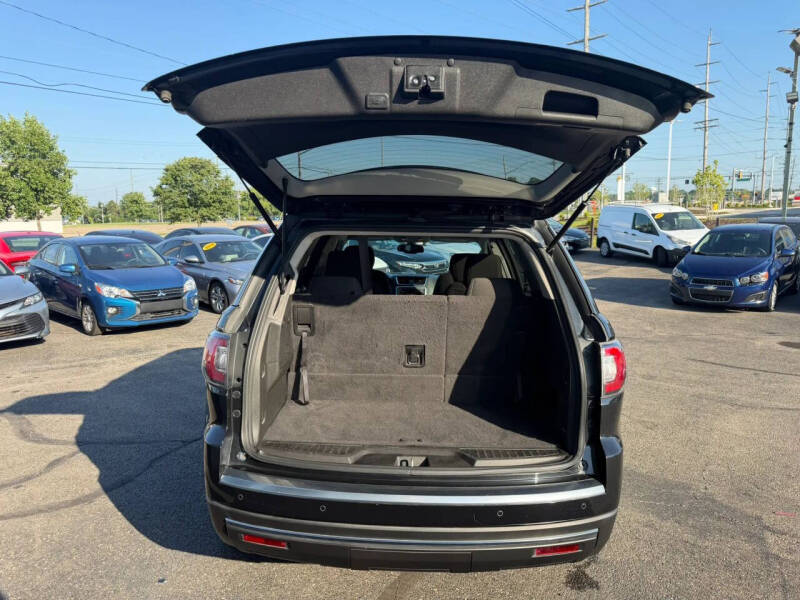 2015 GMC Acadia SLE-2