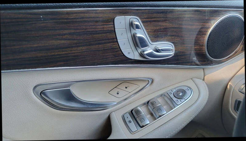 2016 Mercedes-Benz C-Class