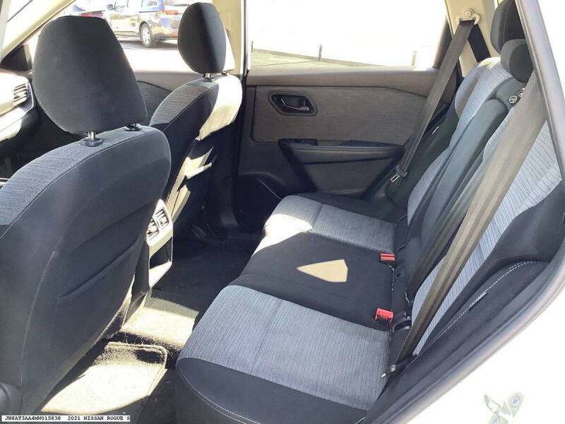 2021 Nissan Rogue S