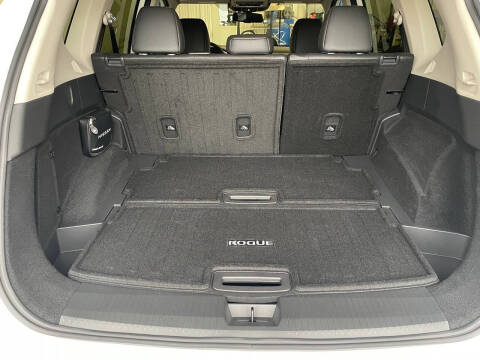 2025 Nissan Rogue SL