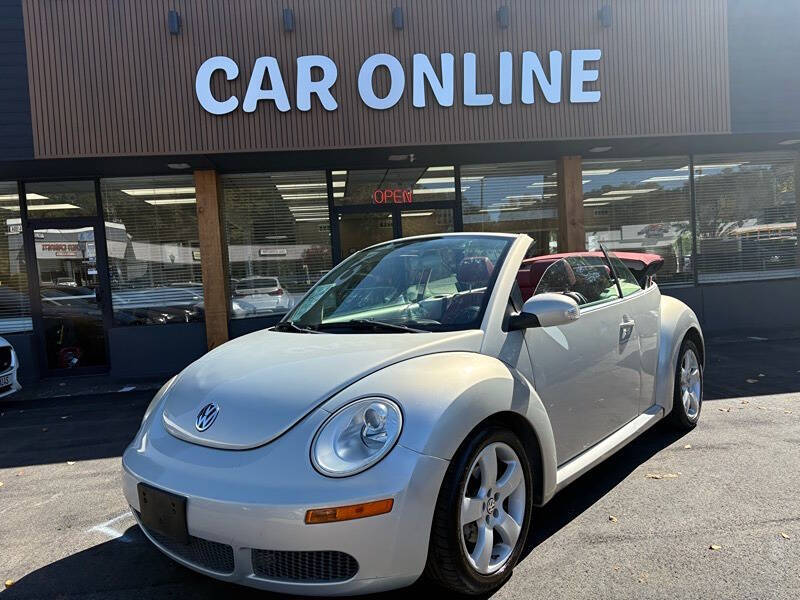 2009 Volkswagen New Beetle Base's photo