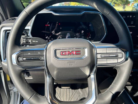 2024 GMC Canyon Elevation