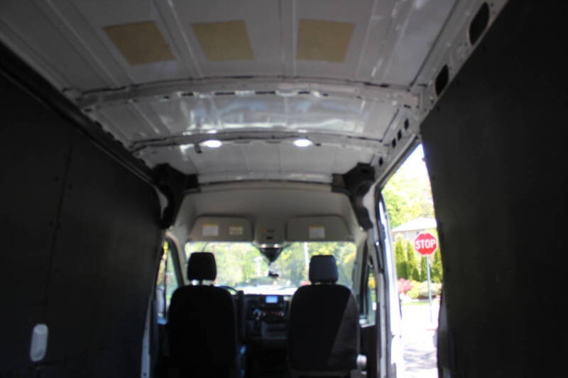 2024 Ford Transit 250