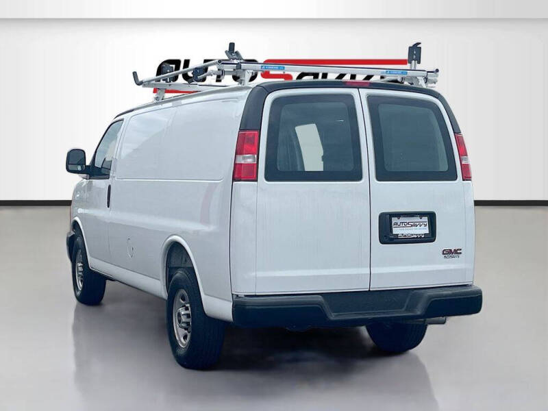 2025 GMC Savana 3500