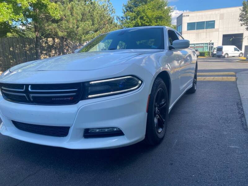 2016 Dodge Charger for sale at Super Bee Auto in Chantilly VA