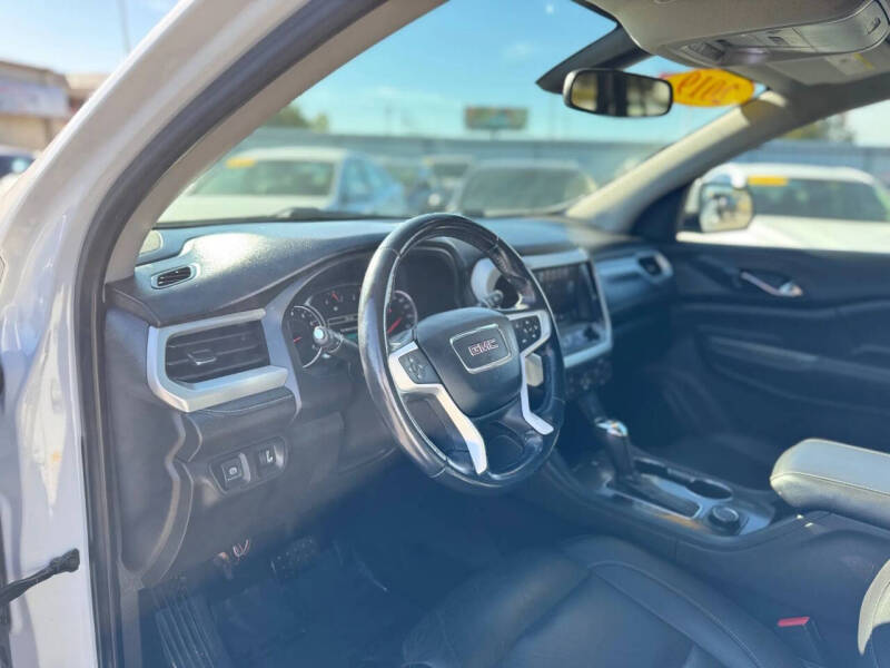 2019 GMC Acadia SLT-1