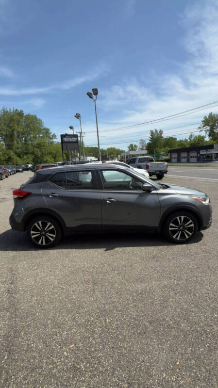 2020 Nissan Kicks SV