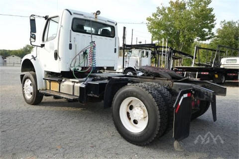 2016 Freightliner M2 106