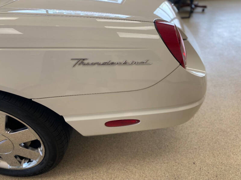 2002 Ford Thunderbird Deluxe